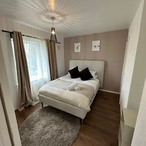 Lovely Spacious 3 Bedrooms House Holiday home